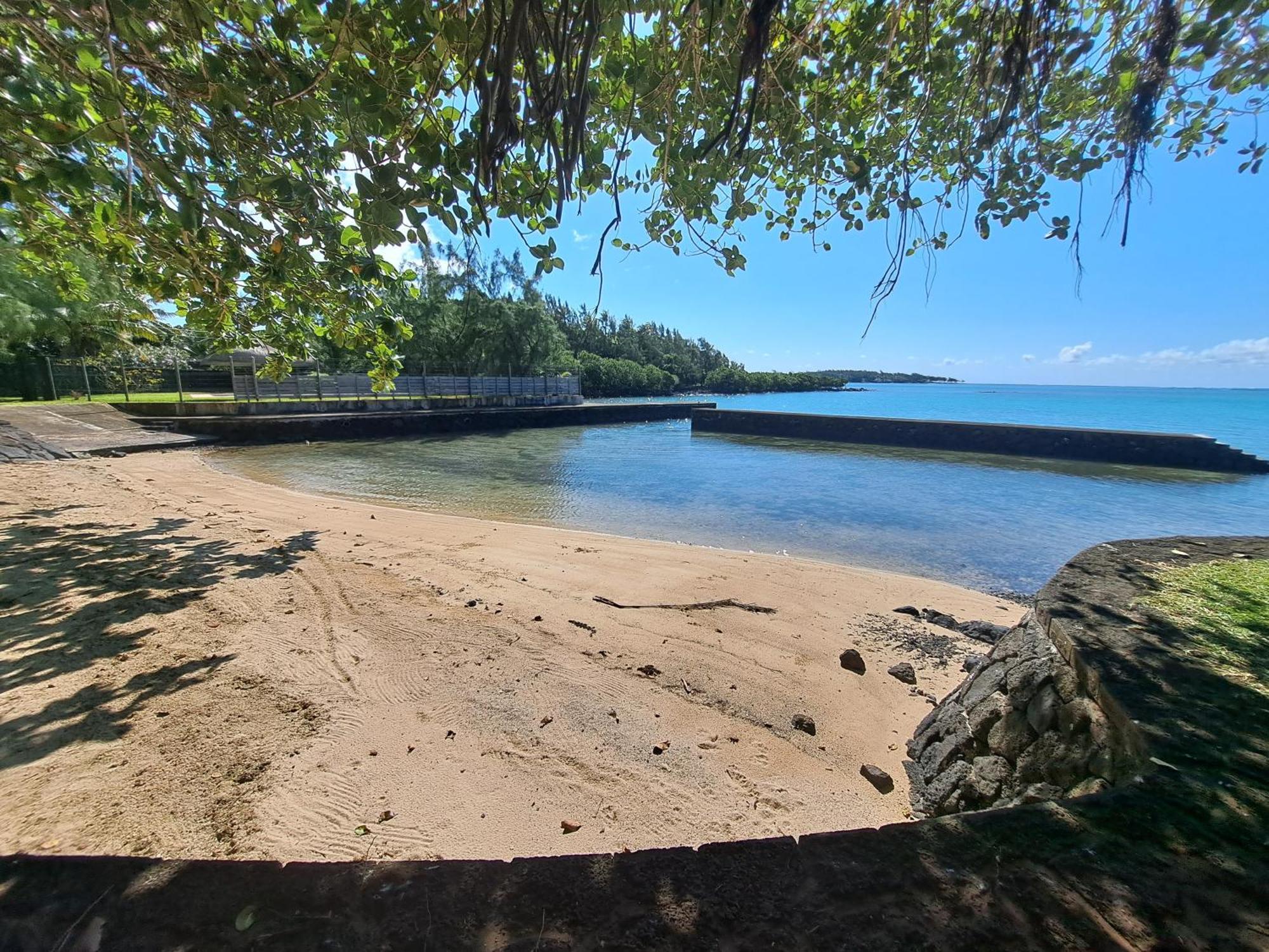 Clair de Lune - Private 2 Bedrooms Beachfront Villa Trou dʼEau Douce Extérieur photo